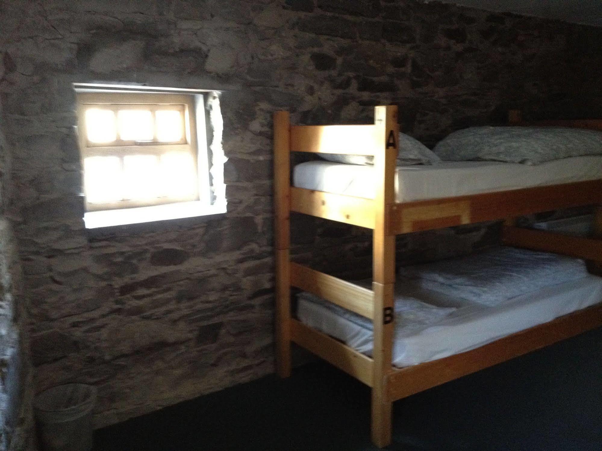 Old Mill Holiday Hostel Westport Eksteriør bilde